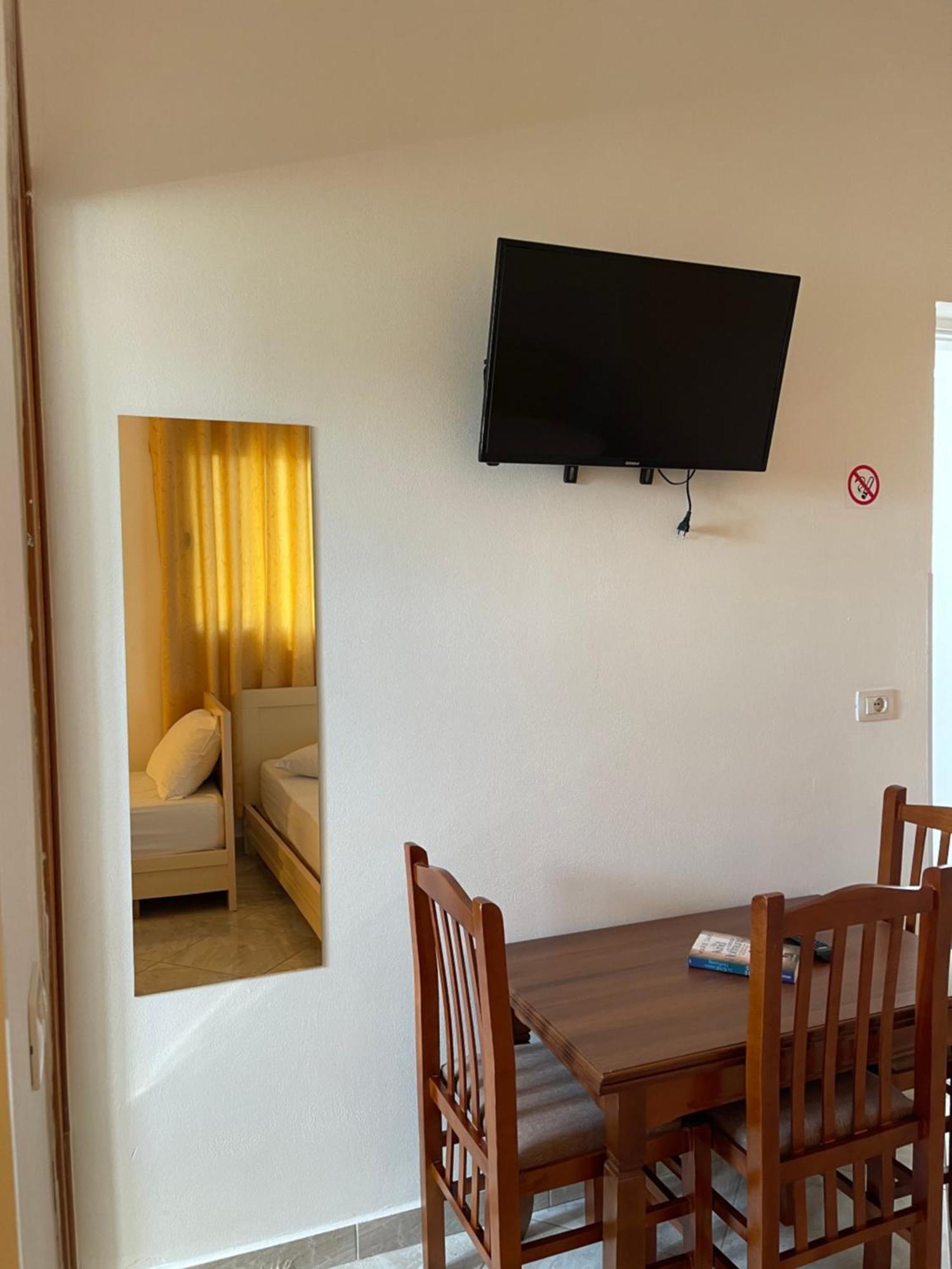 Ferienwohnung Kristeo Vlorë Exterior foto